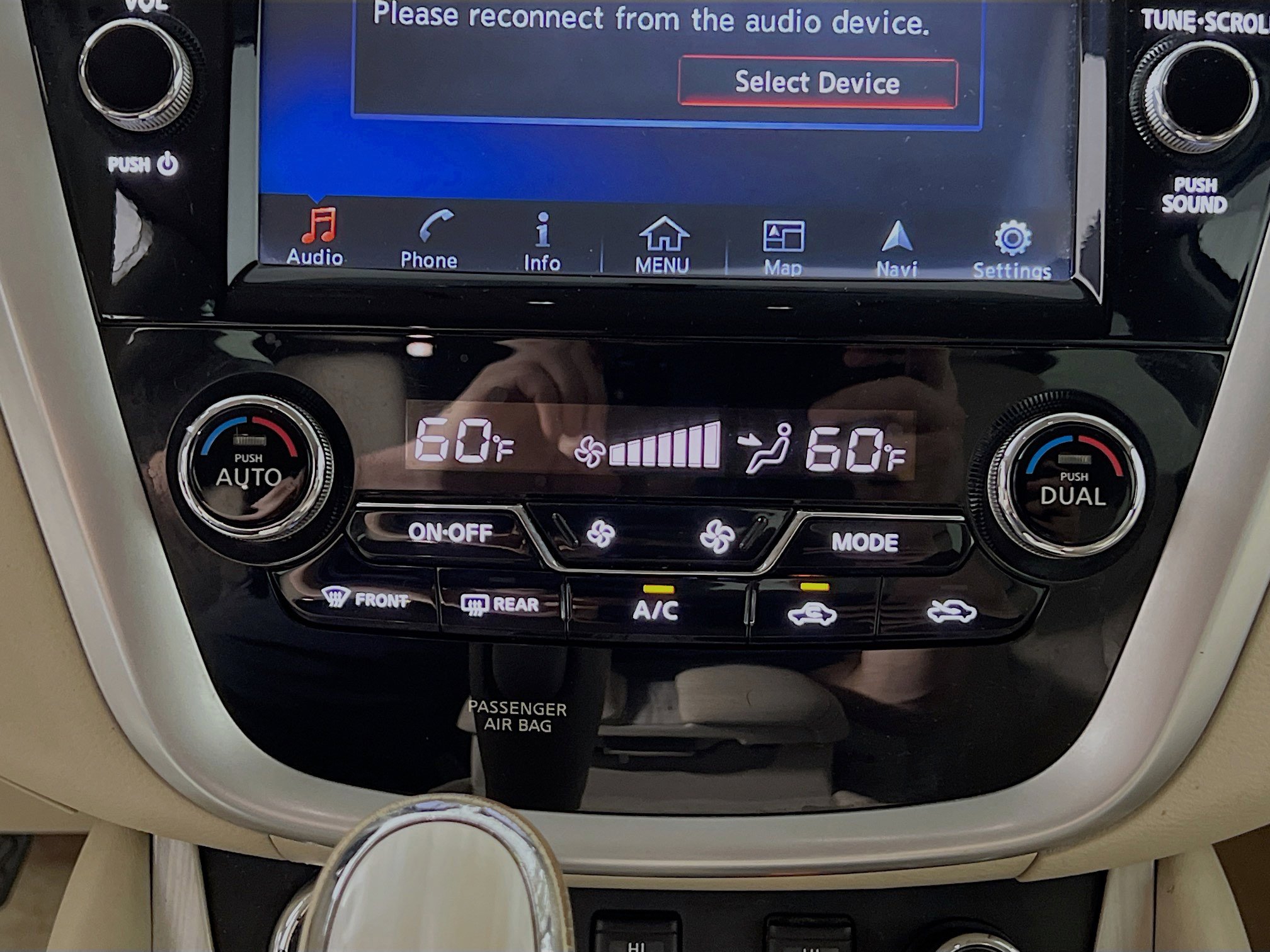 Used 2015 Nissan Murano SL FWD image 26