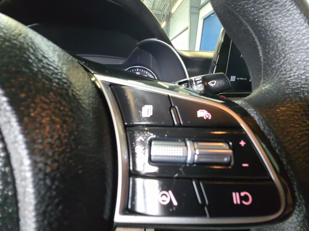 Used 2024 Kia Forte LXS FWD image 19