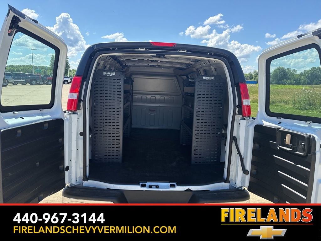 New 2025 Chevrolet Express 2500 Work Van w/ Driver Convenience Package image 33