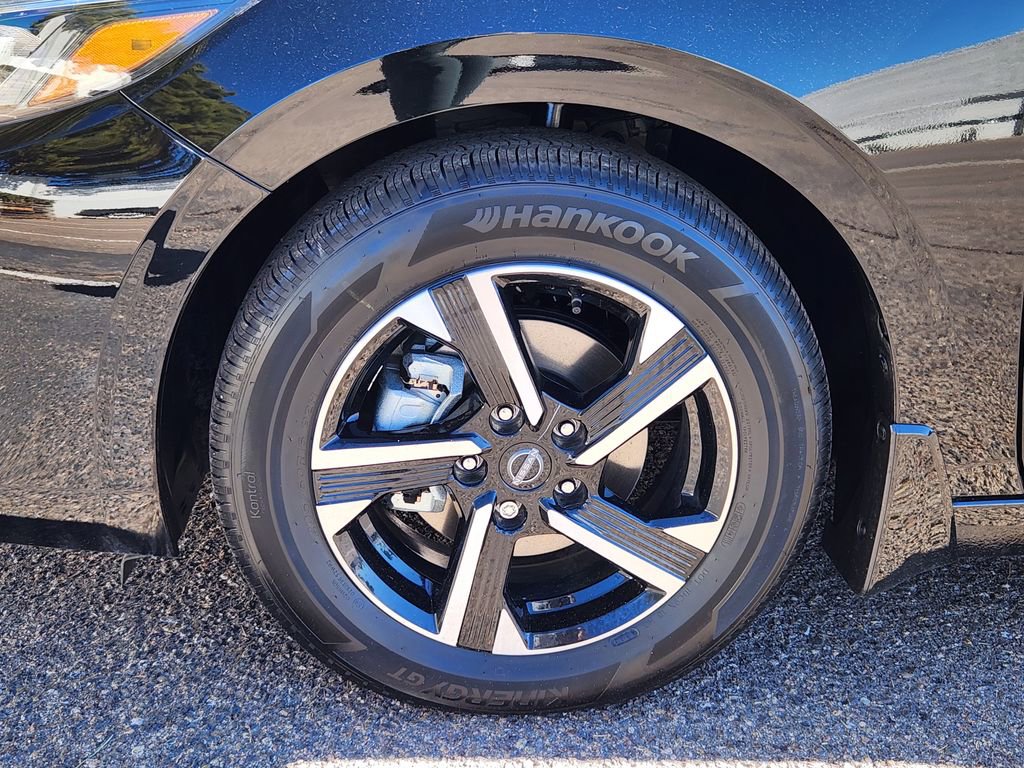 Used 2025 Nissan Sentra SV w/ All-Weather Package image 16