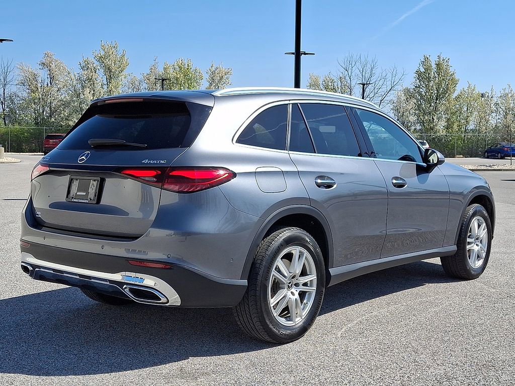 Used 2023 Mercedes-Benz GLC 300 4MATIC image 9