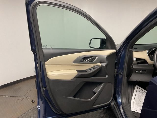 Certified 2022 Chevrolet Traverse LS FWD image 10