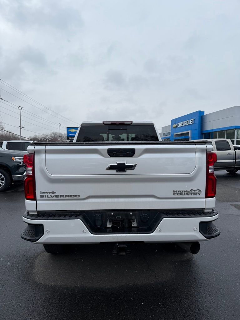 Used 2023 Chevrolet Silverado 2500 High Country w/ Safety Package II image 24