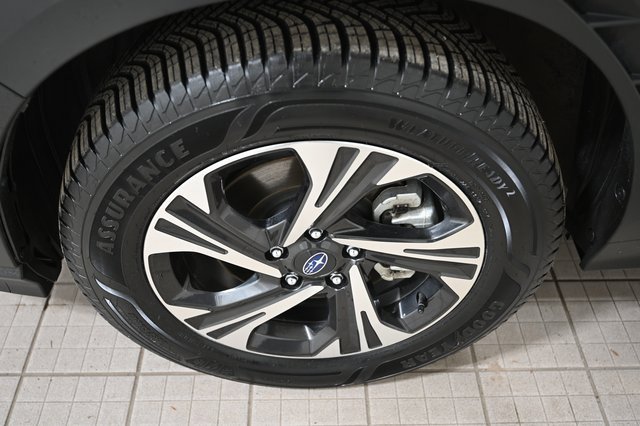 Used 2024 Subaru Crosstrek 2.0i Premium w/ Popular Package #3 image 17