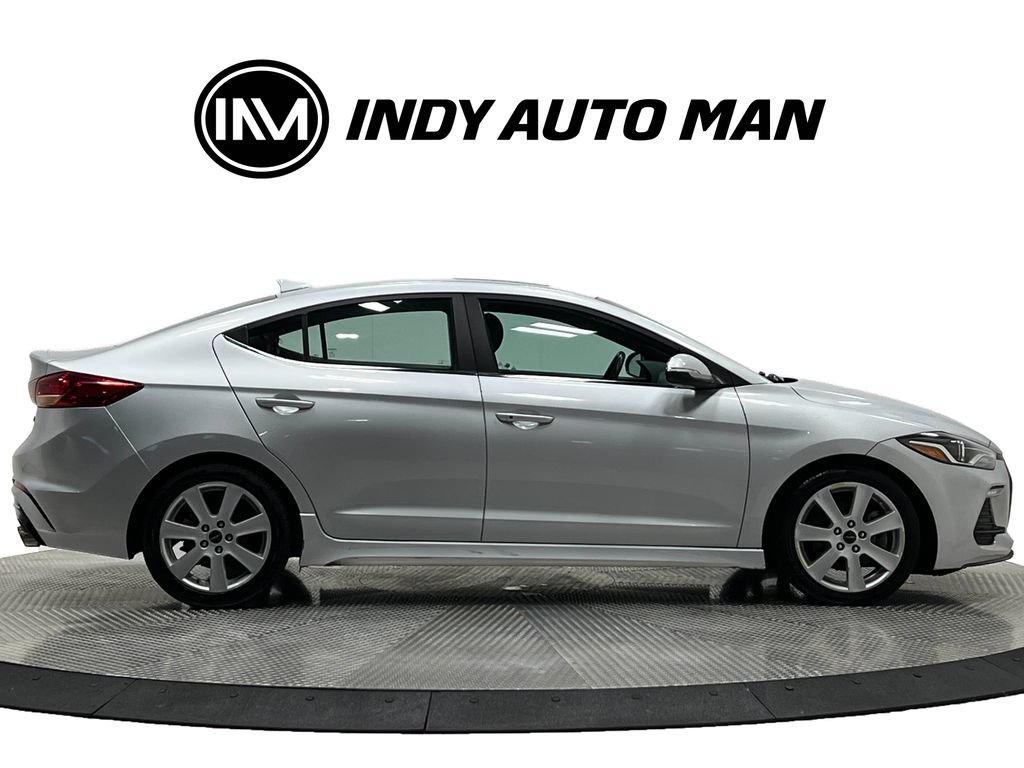 Used 2018 Hyundai Elantra Sport w/ Sport Premium Package 03 FWD image 3