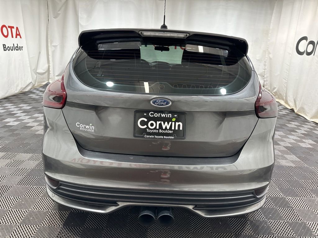 Used 2017 Ford Focus ST w/ Equipment Group 401A image 5