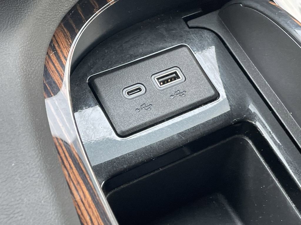 Used 2024 Cadillac Escalade Premium Luxury w/ LPO, Floor Liner Package image 37