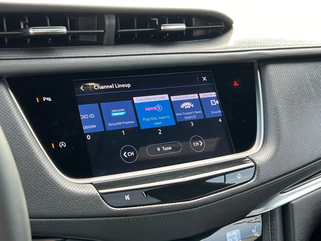 Certified 2025 Cadillac XT5 Premium Luxury image 39