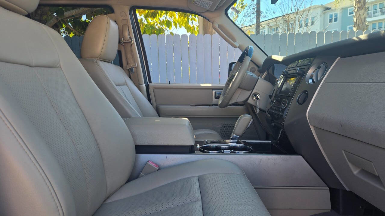 Used 2012 Ford Expedition Limited image 9