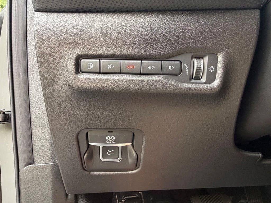New 2026 Jeep Cherokee Limited AWD/4WD image 23