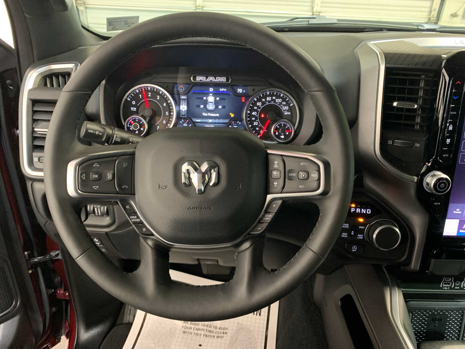 Used 2025 RAM 1500 Big Horn AWD/4WD image 8
