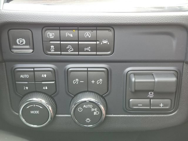 New 2026 Chevrolet Tahoe LS AWD/4WD image 9