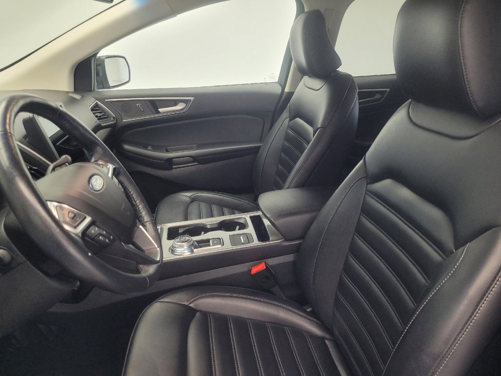 Used 2023 Ford Edge SEL image 17