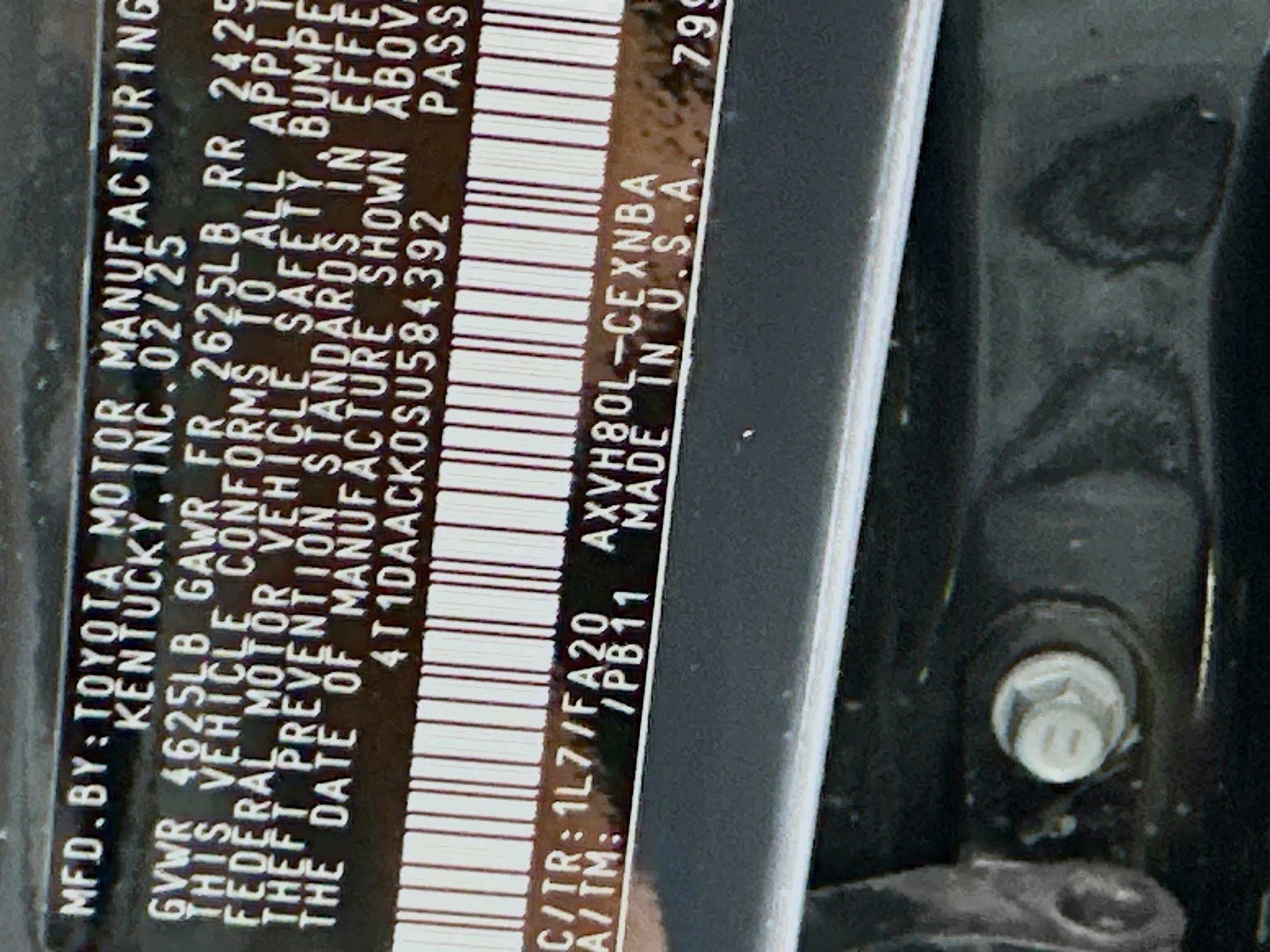 Used 2025 Toyota Camry LE image 12