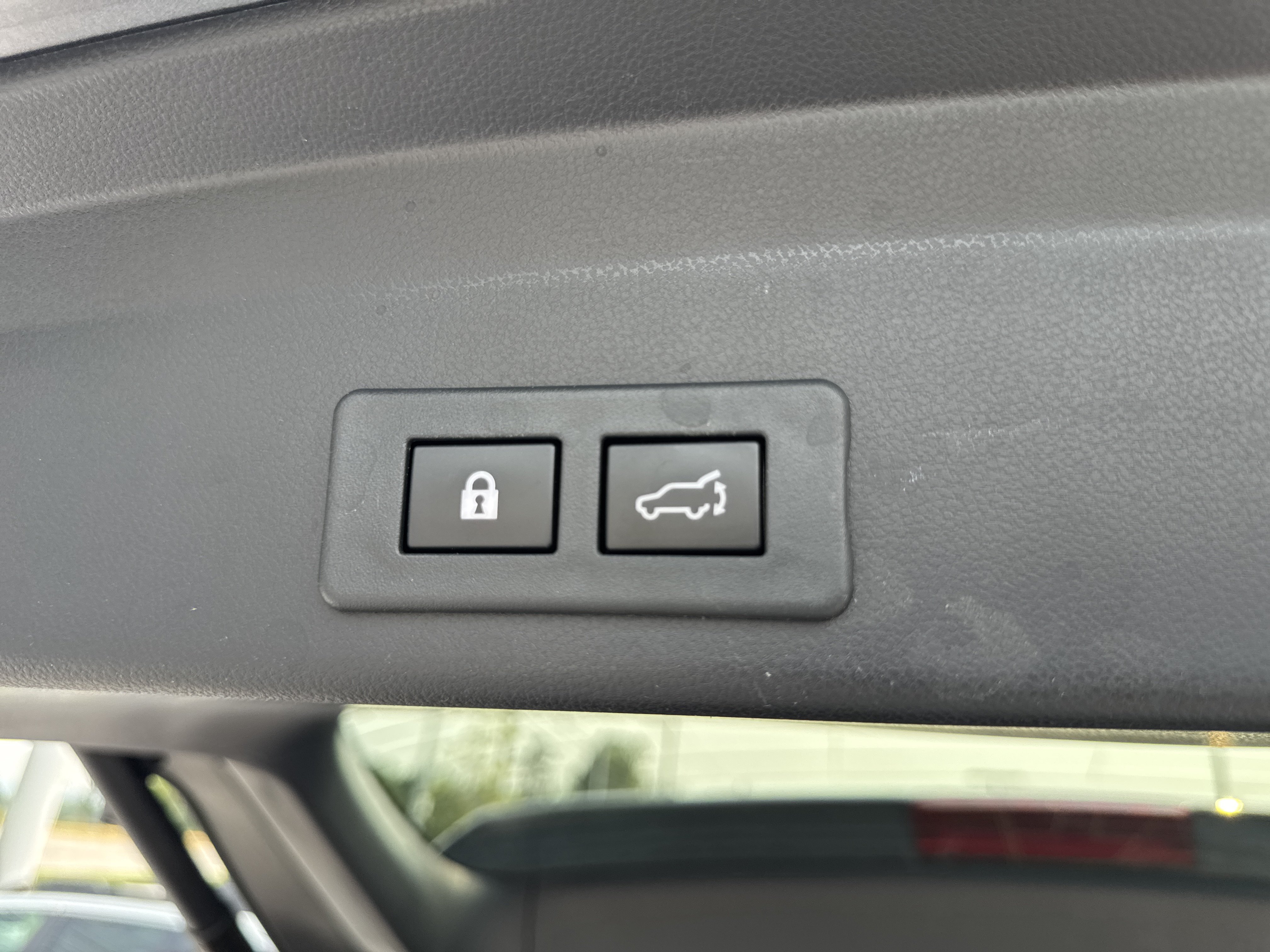 Used 2023 Subaru Ascent Limited w/ Technology Package AWD/4WD image 33