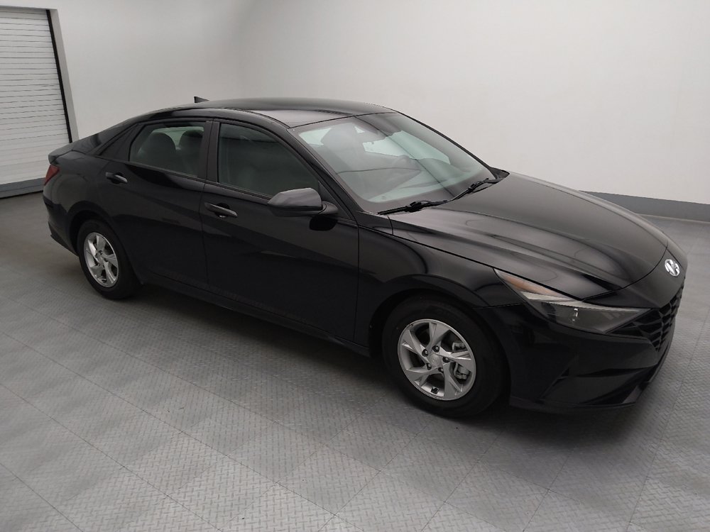 Used 2023 Hyundai Elantra SE FWD image 11