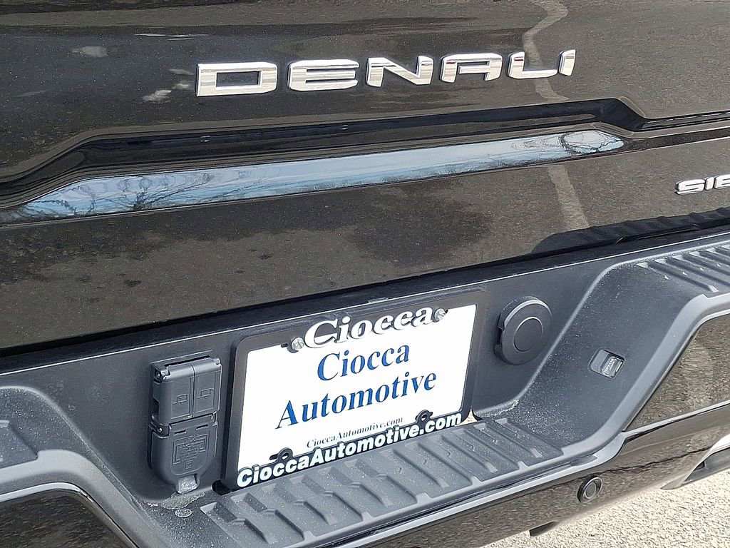 Used 2023 GMC Sierra 1500 Denali Ultimate image 32