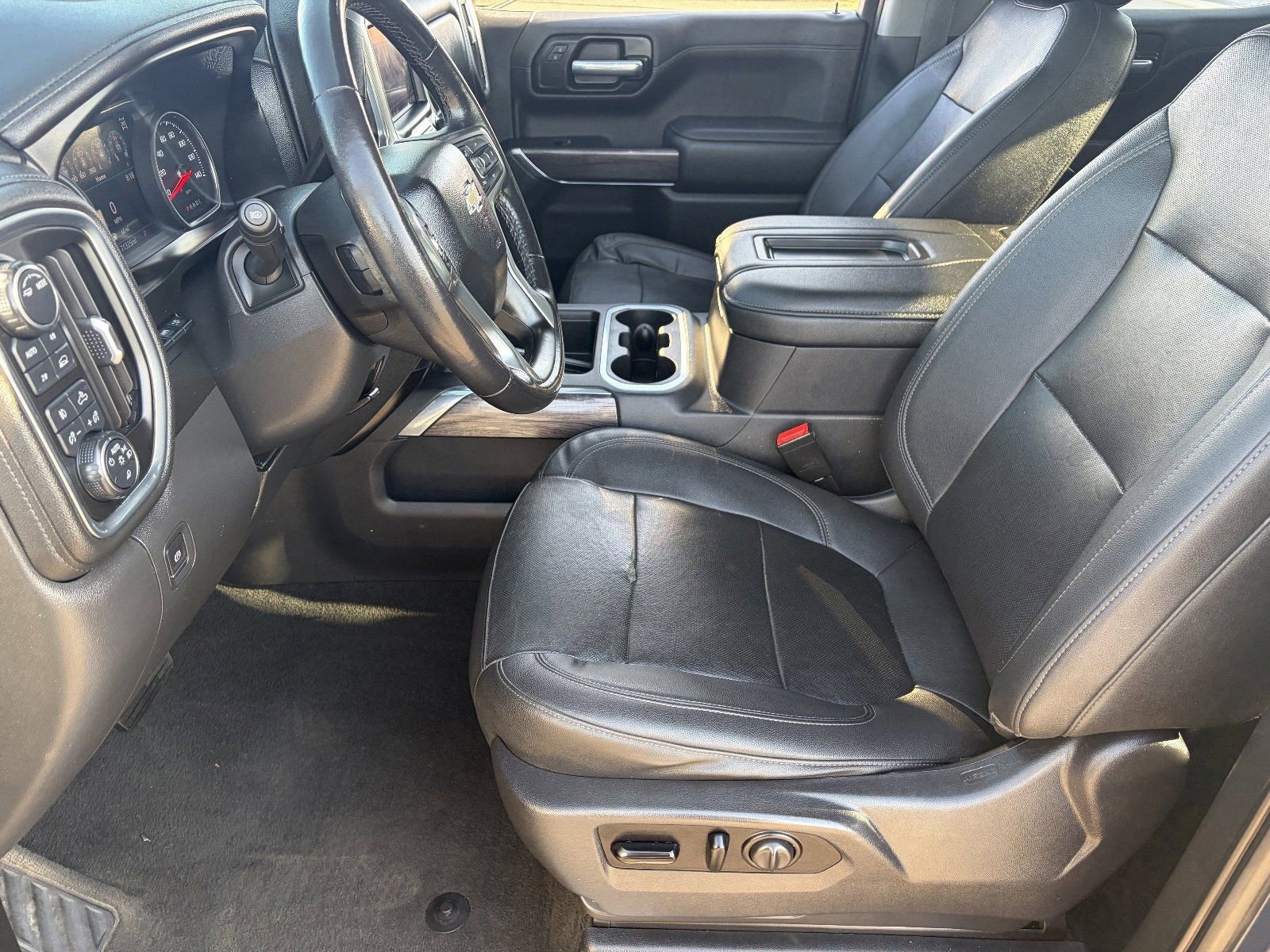 Used 2021 Chevrolet Silverado 1500 LTZ w/ Technology Package AWD/4WD image 20