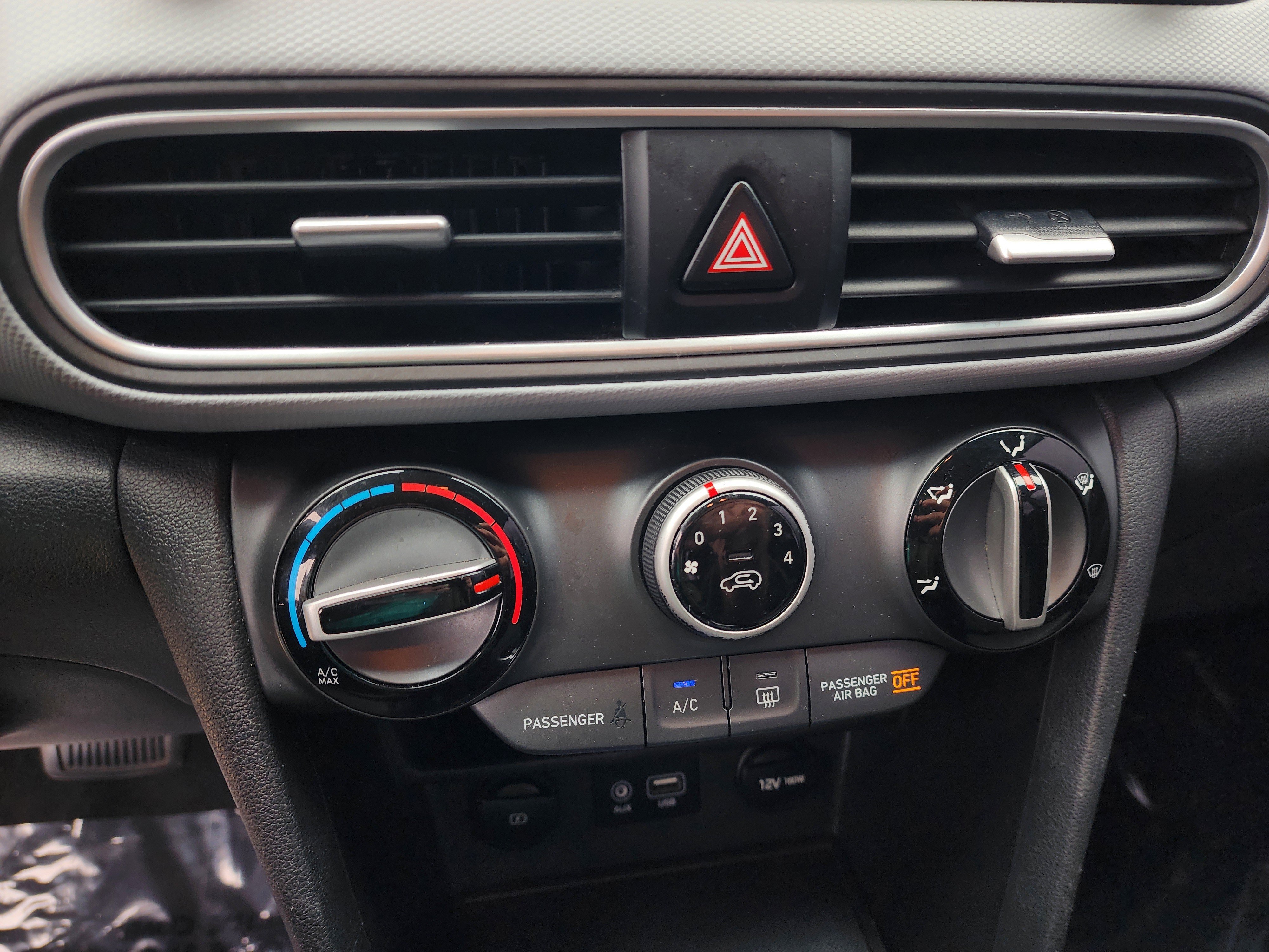 Used 2021 Hyundai Kona SE image 21