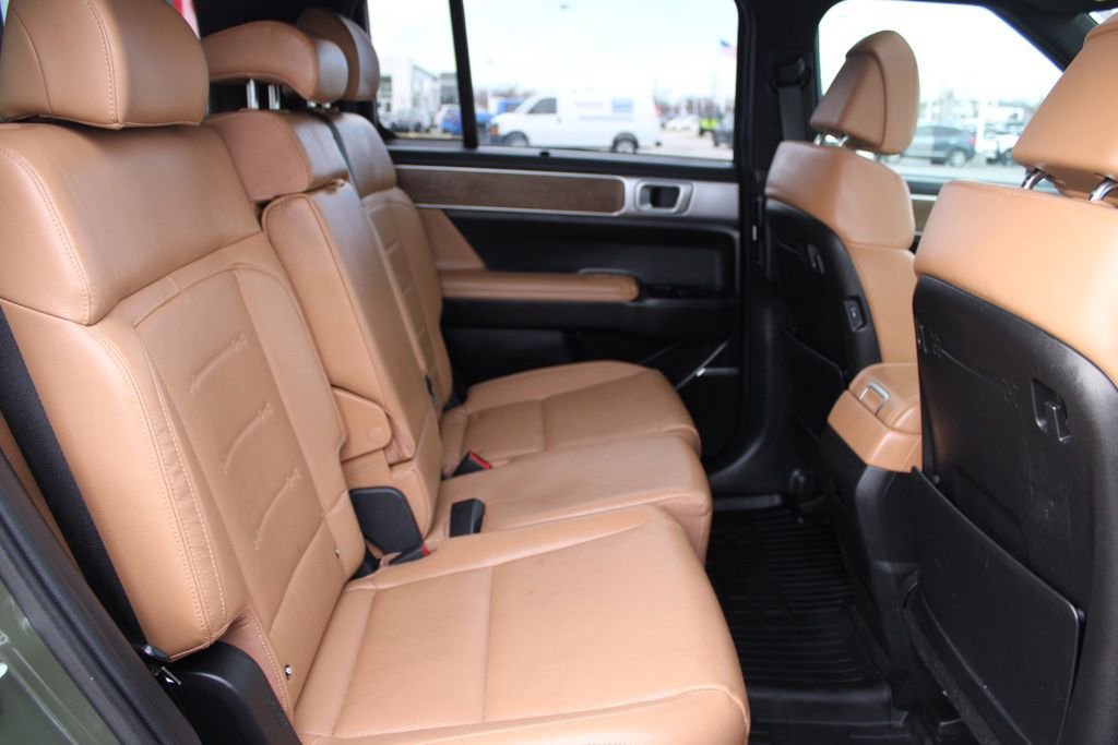 Used 2024 Hyundai Santa Fe Limited image 22