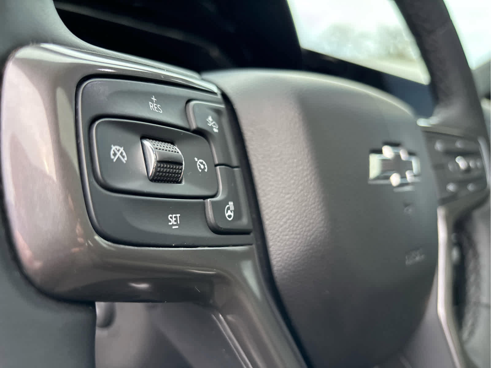 Certified 2024 Chevrolet Silverado 1500 ZR2 w/ Technology Package image 12