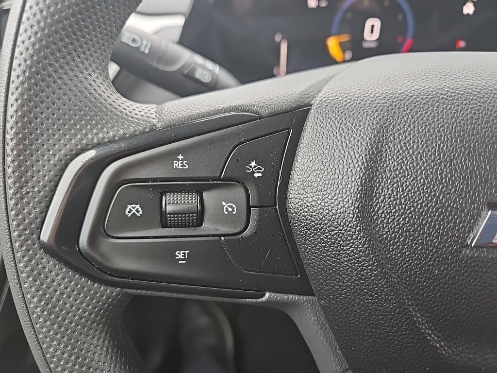 Used 2025 Chevrolet TrailBlazer LT w/ Driver Confidence Package image 20