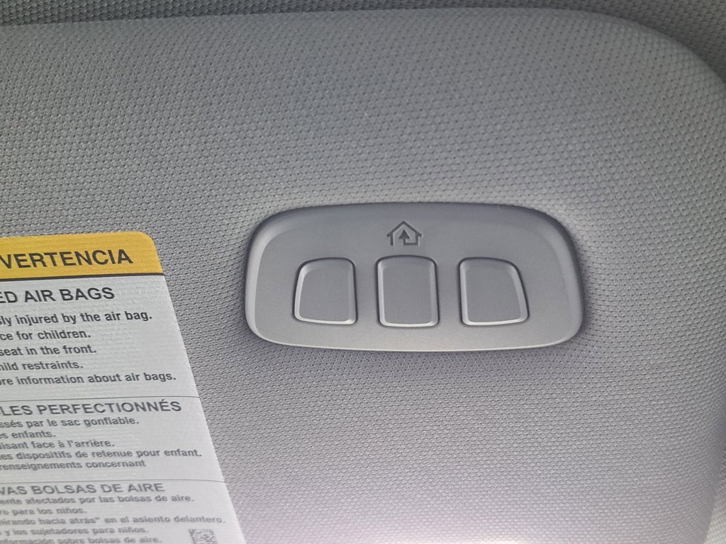 Used 2022 Ford Explorer Limited image 21