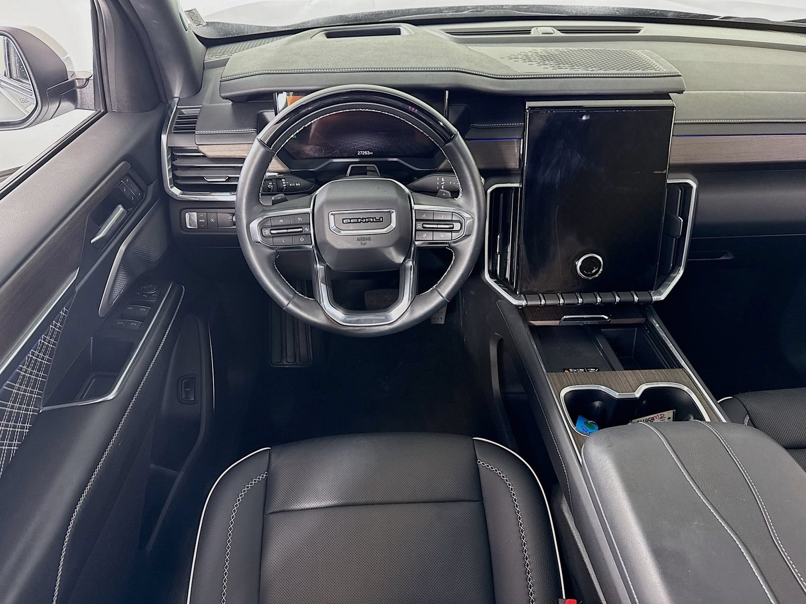 Used 2024 GMC Acadia Denali w/ Super Cruise Package FWD image 19