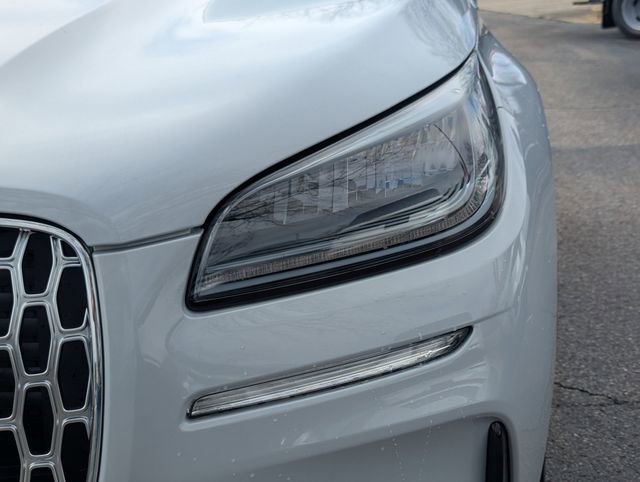 New 2026 Lincoln Corsair Premiere image 8