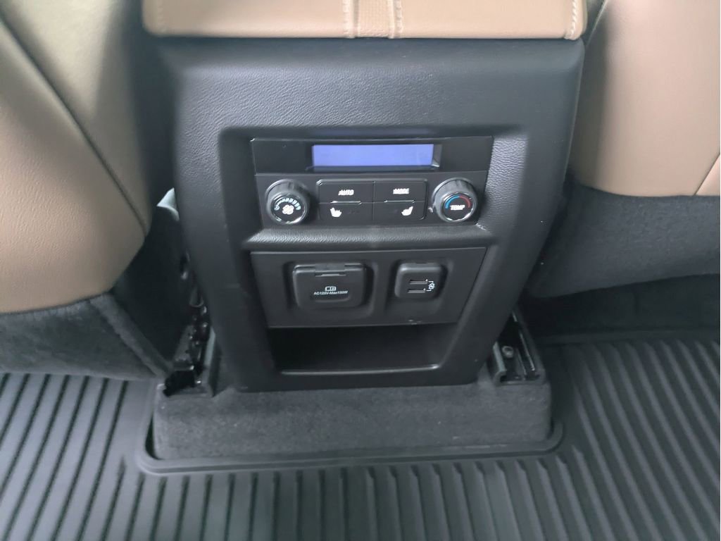 Certified 2023 Chevrolet Traverse Premier image 15