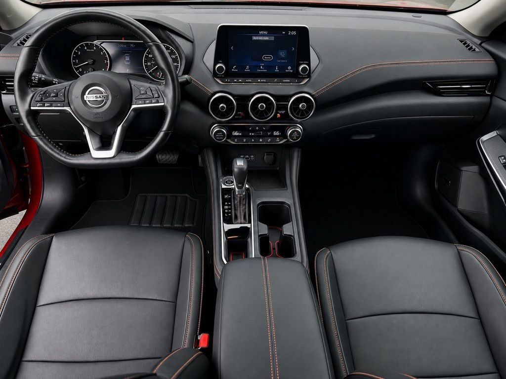 Used 2022 Nissan Sentra SR w/ SR Premium Package FWD image 14