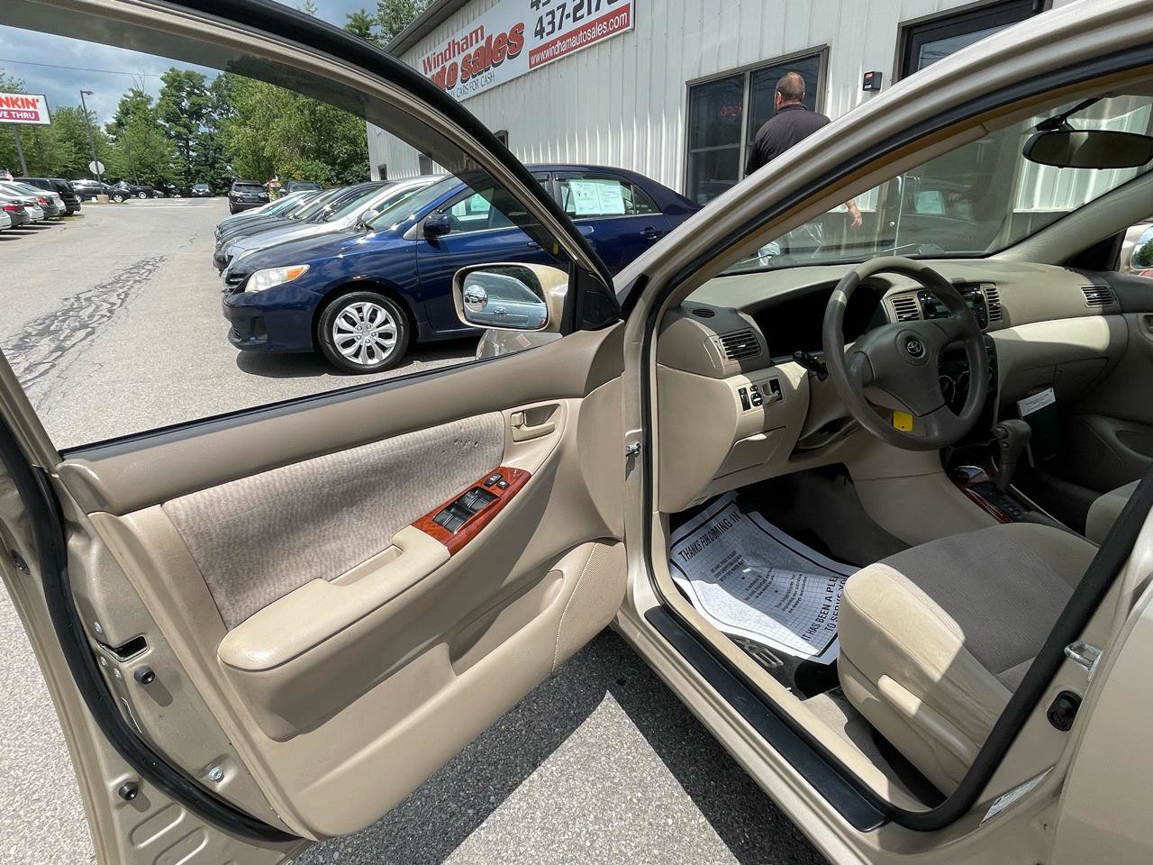 Used 2007 Toyota Corolla FWD image 10