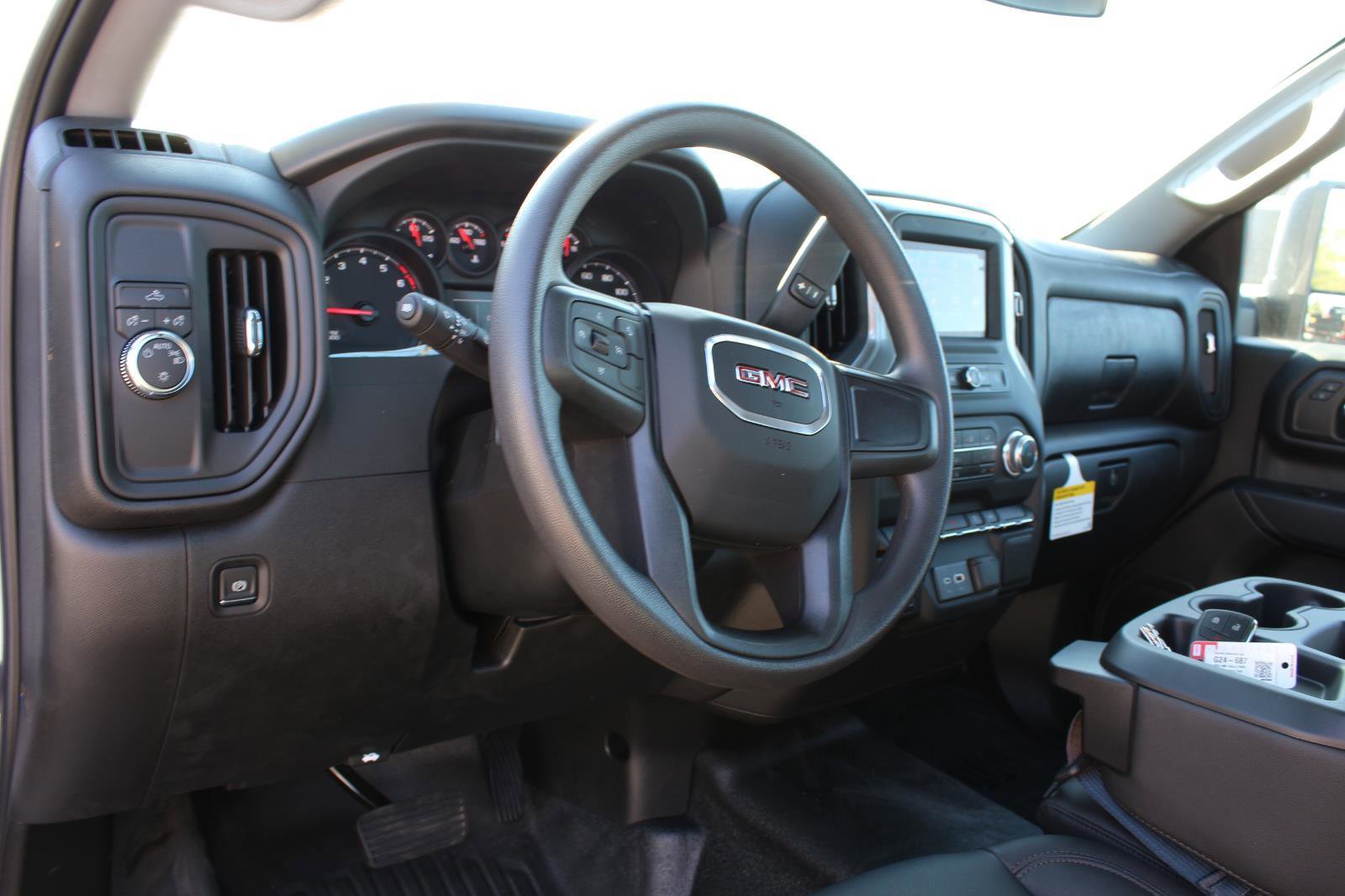 New 2024 GMC Sierra 2500 Pro image 20