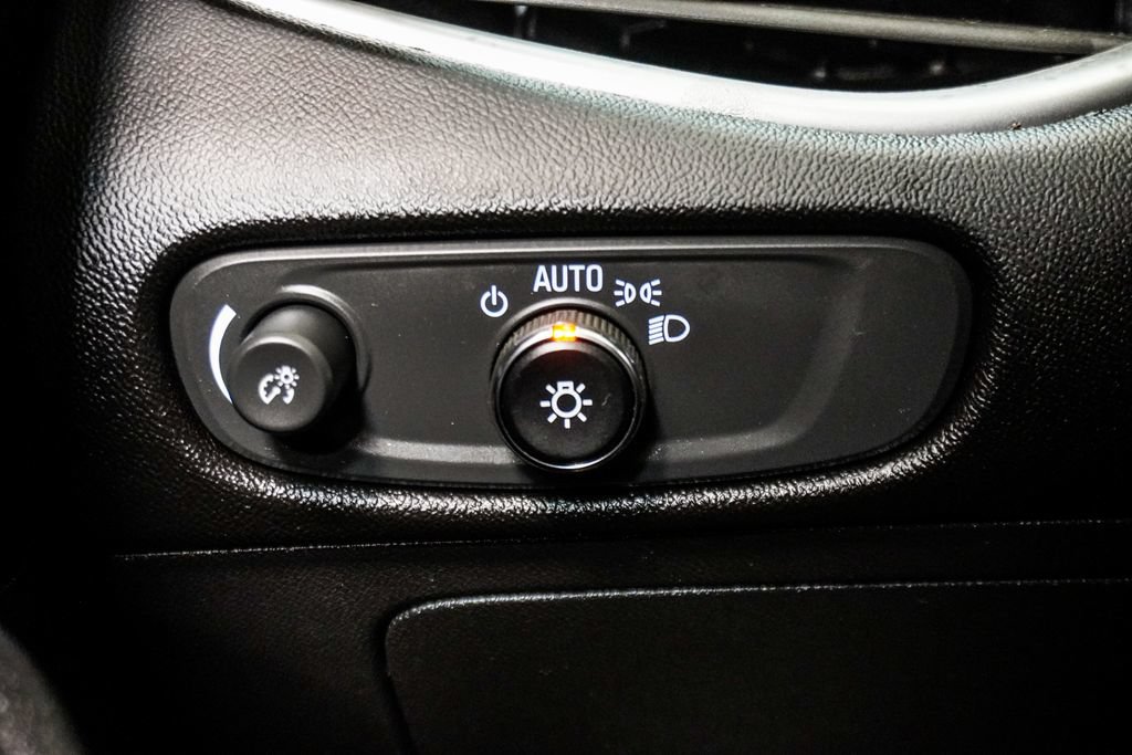 Used 2024 Chevrolet Malibu LS FWD image 22