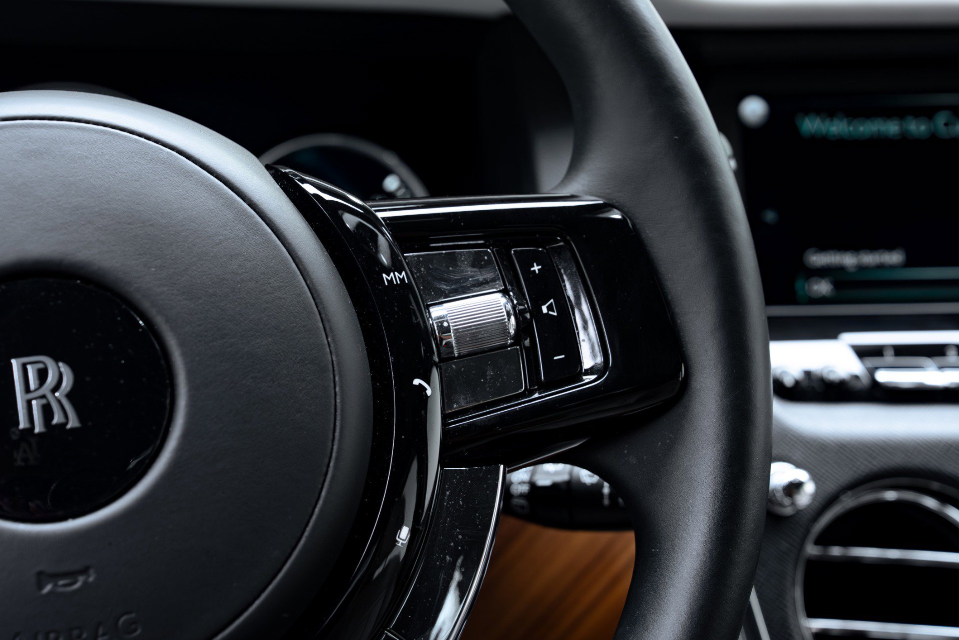 Used 2023 Rolls-Royce Cullinan w/ Cullinan Package AWD/4WD image 45