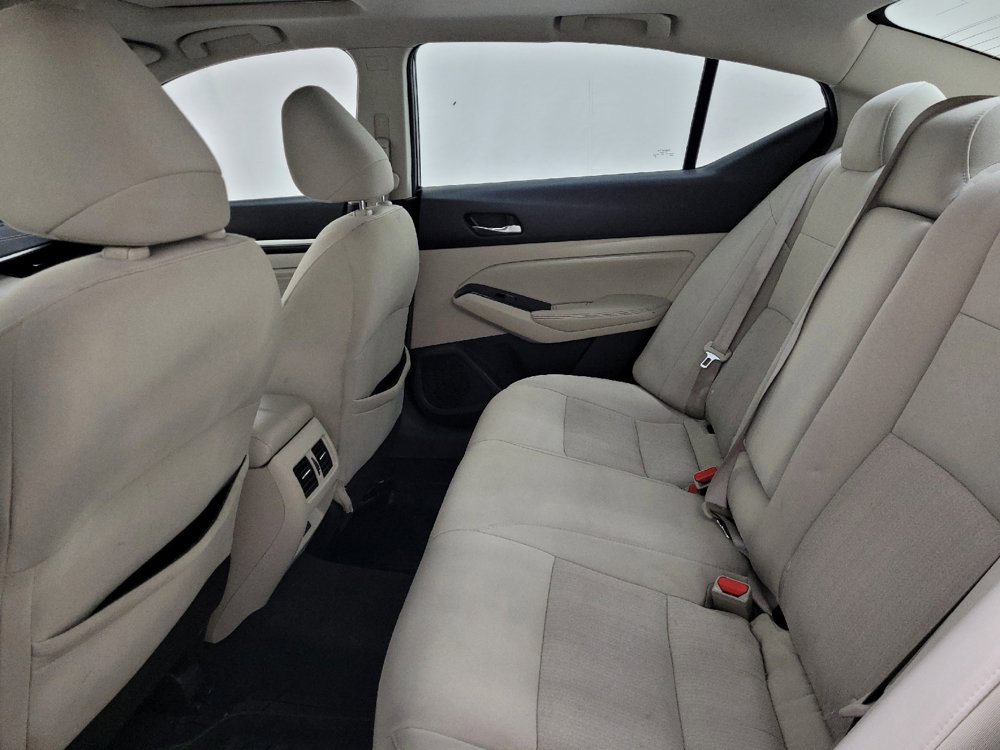 Used 2020 Nissan Altima 2.5 SV FWD image 18