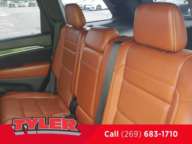 Used 2016 Jeep Grand Cherokee SRT AWD/4WD image 42