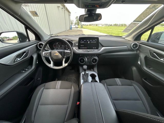 Used 2024 Chevrolet Blazer LT w/ Convenience Package FWD image 29
