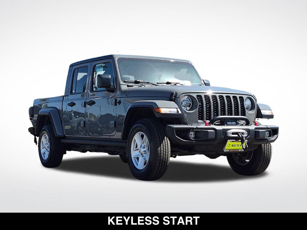 Used 2021 Jeep Gladiator Sport AWD/4WD image 2