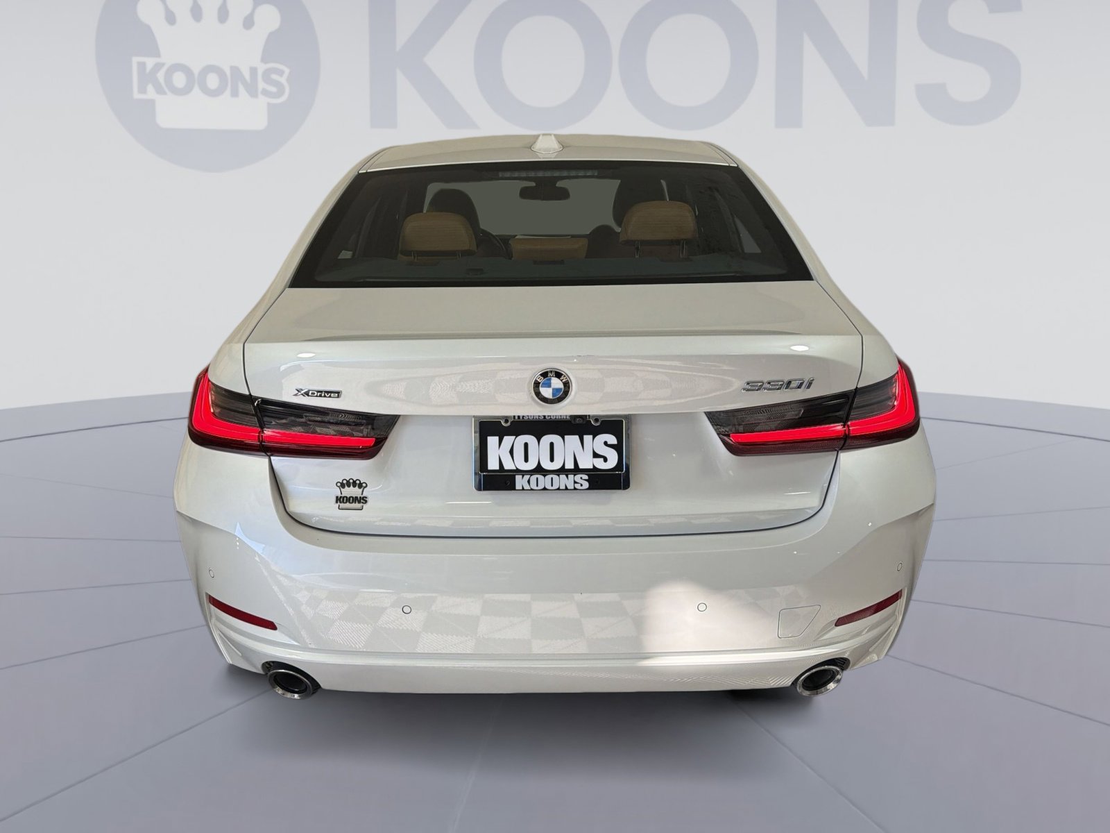 Used 2024 BMW 330i xDrive Sedan w/ Premium Package image 5