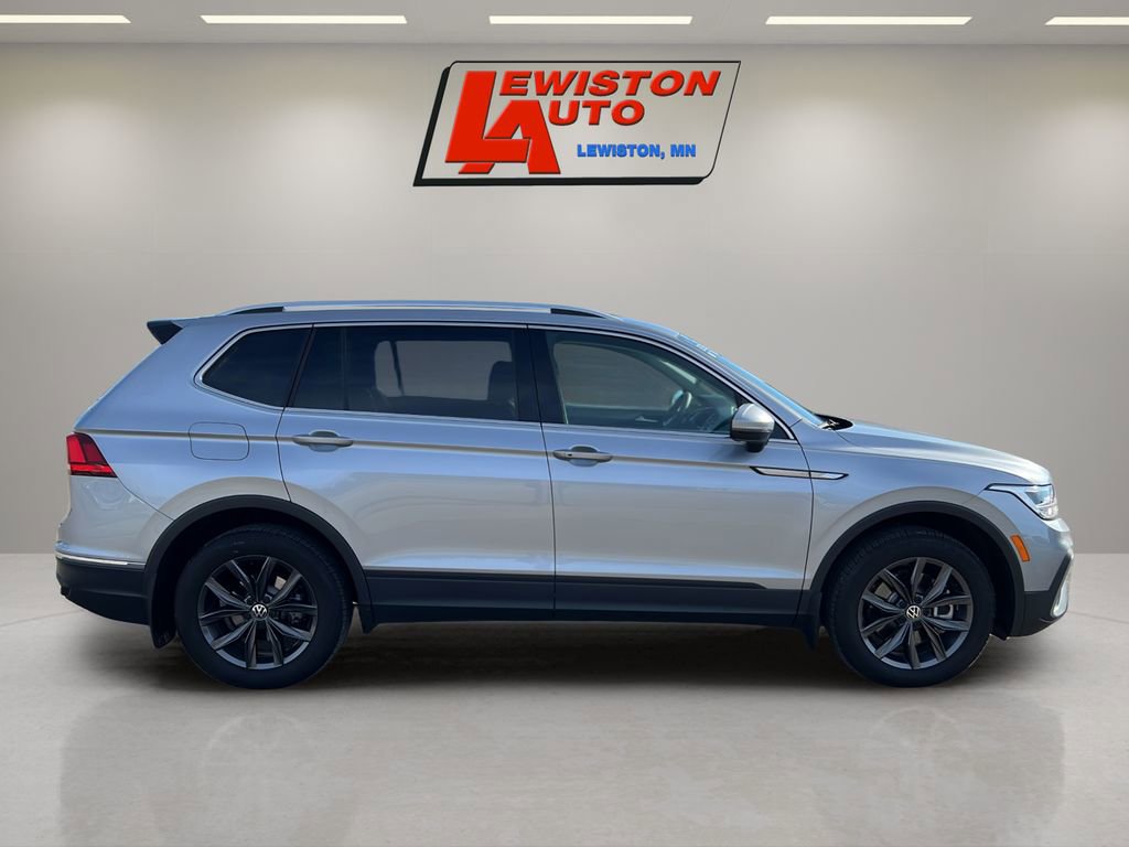 Used 2023 Volkswagen Tiguan SE image 13