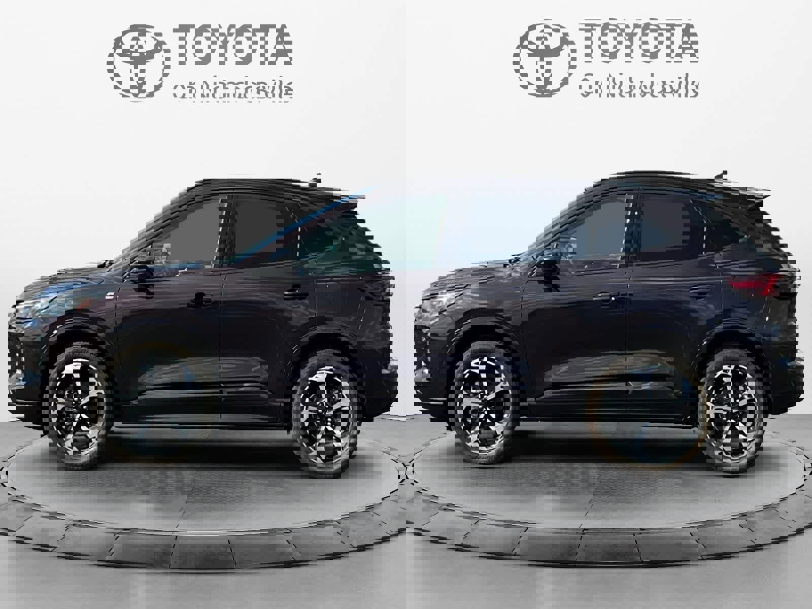 Used 2023 Ford Escape ST-Line Elite image 2