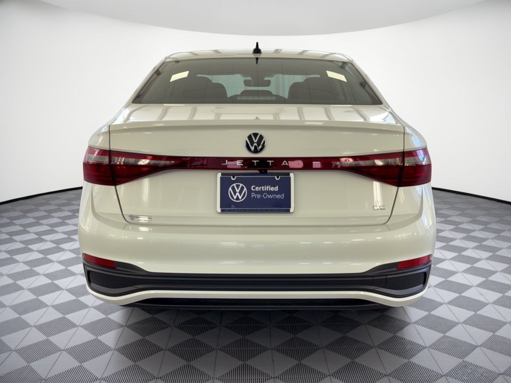 Used 2026 Volkswagen Jetta SE FWD image 11