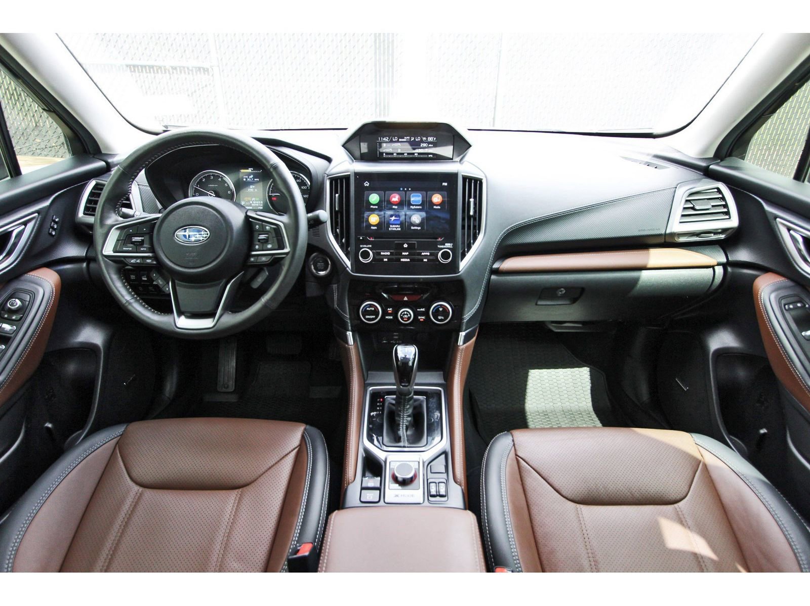 Used 2023 Subaru Forester Touring w/ Popular Package #3 AWD/4WD image 9