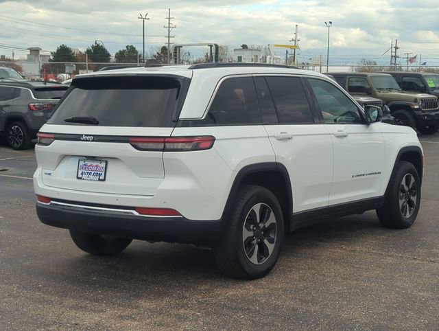 Used 2024 Jeep Grand Cherokee Limited 4xe image 3