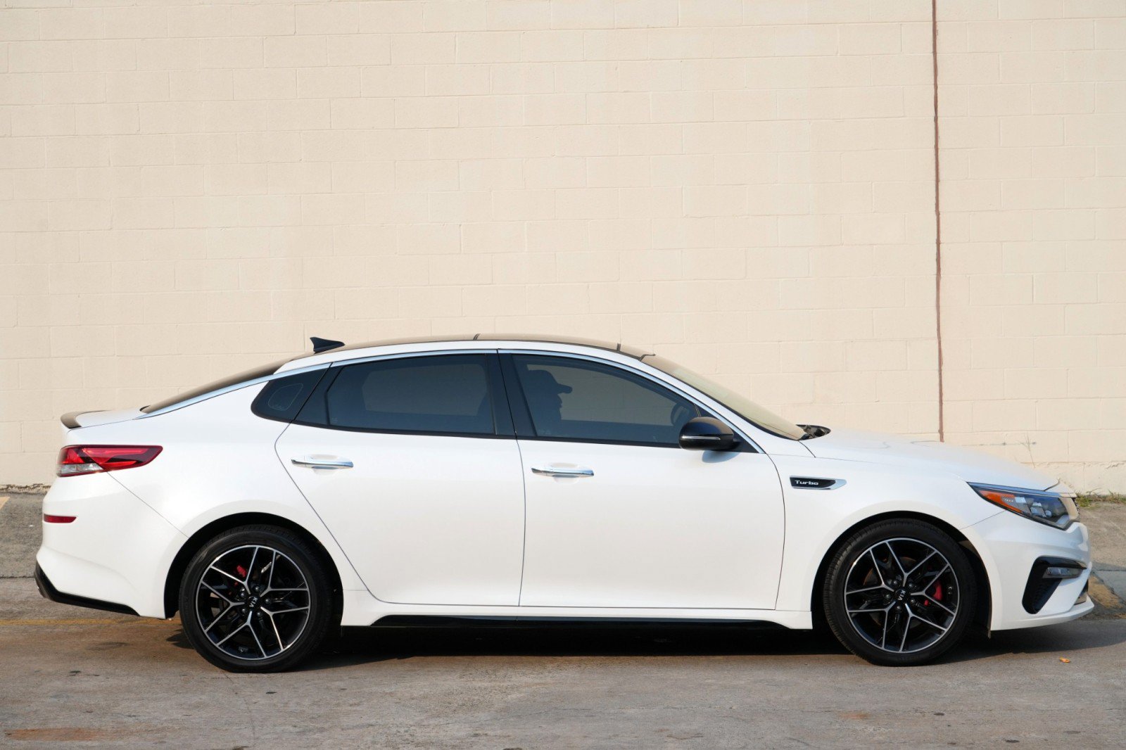Used 2020 Kia Optima SX FWD image 50