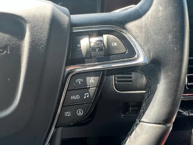 Used 2023 Lincoln Navigator L Reserve AWD/4WD image 15