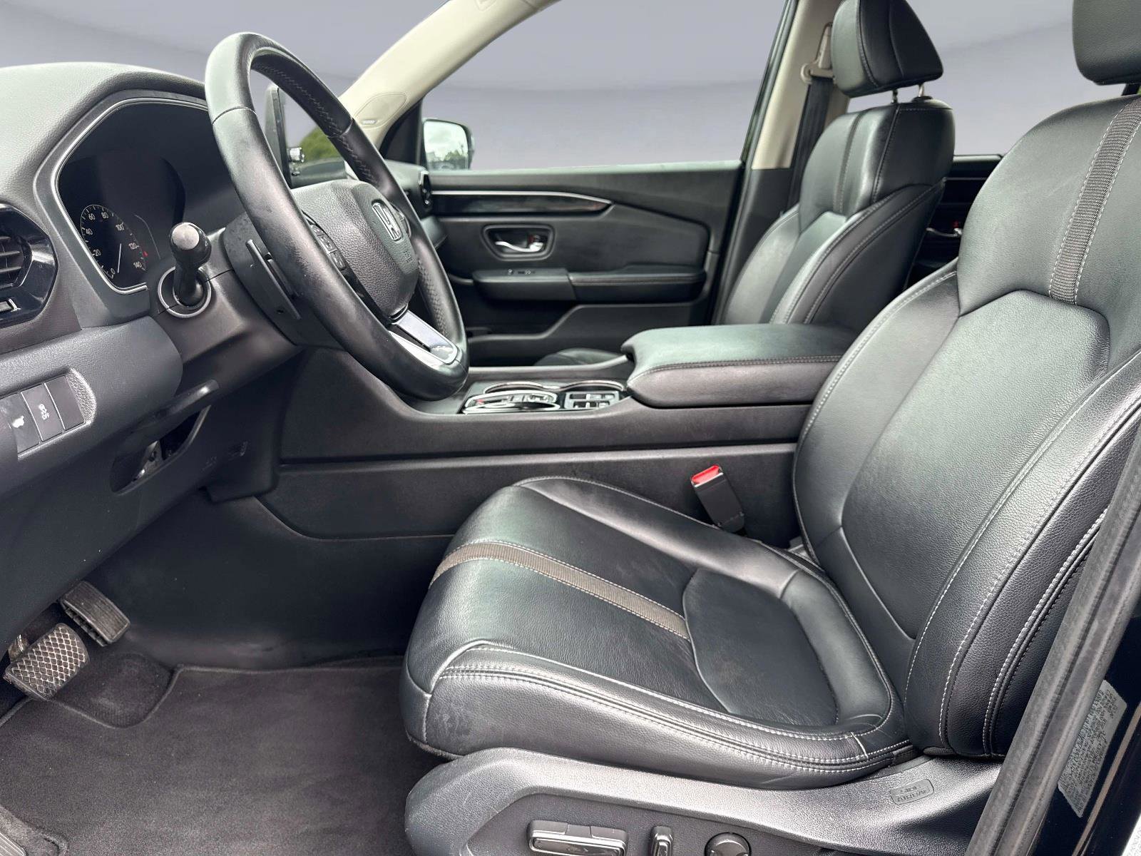 Certified 2023 Honda Pilot Touring image 23