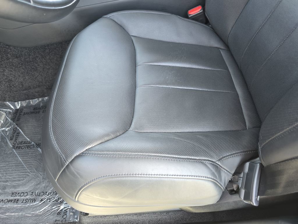 Used 2023 Land Rover Range Rover SE image 30