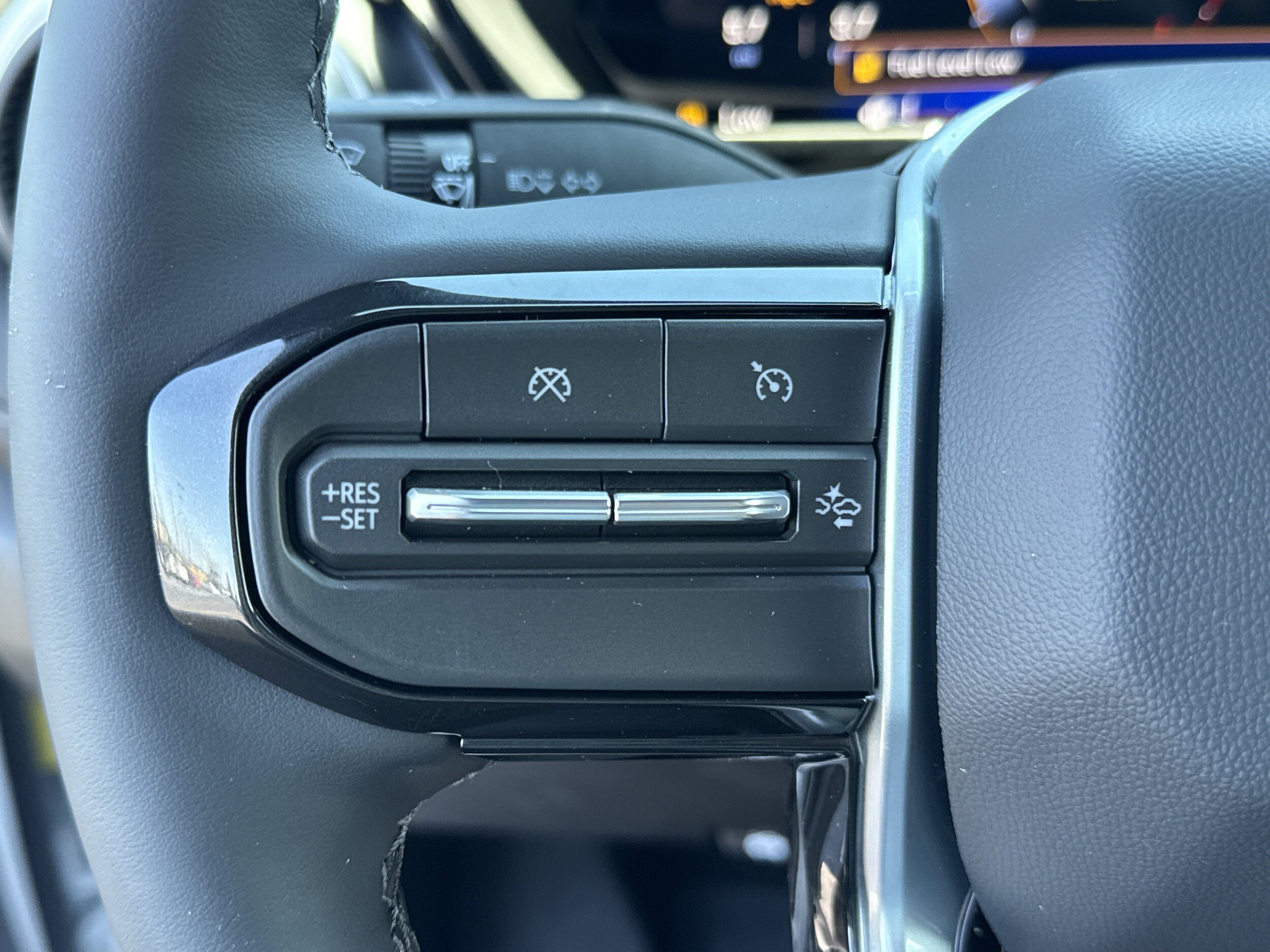 New 2026 Chevrolet Colorado LT w/ LT Convenience Package RWD image 35